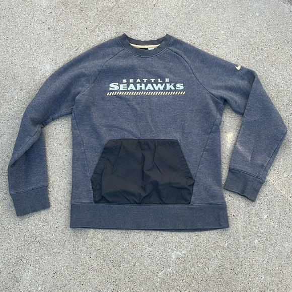 Nike Other - Seattle Seahawks SALUTE TO SERVICE Sweater
